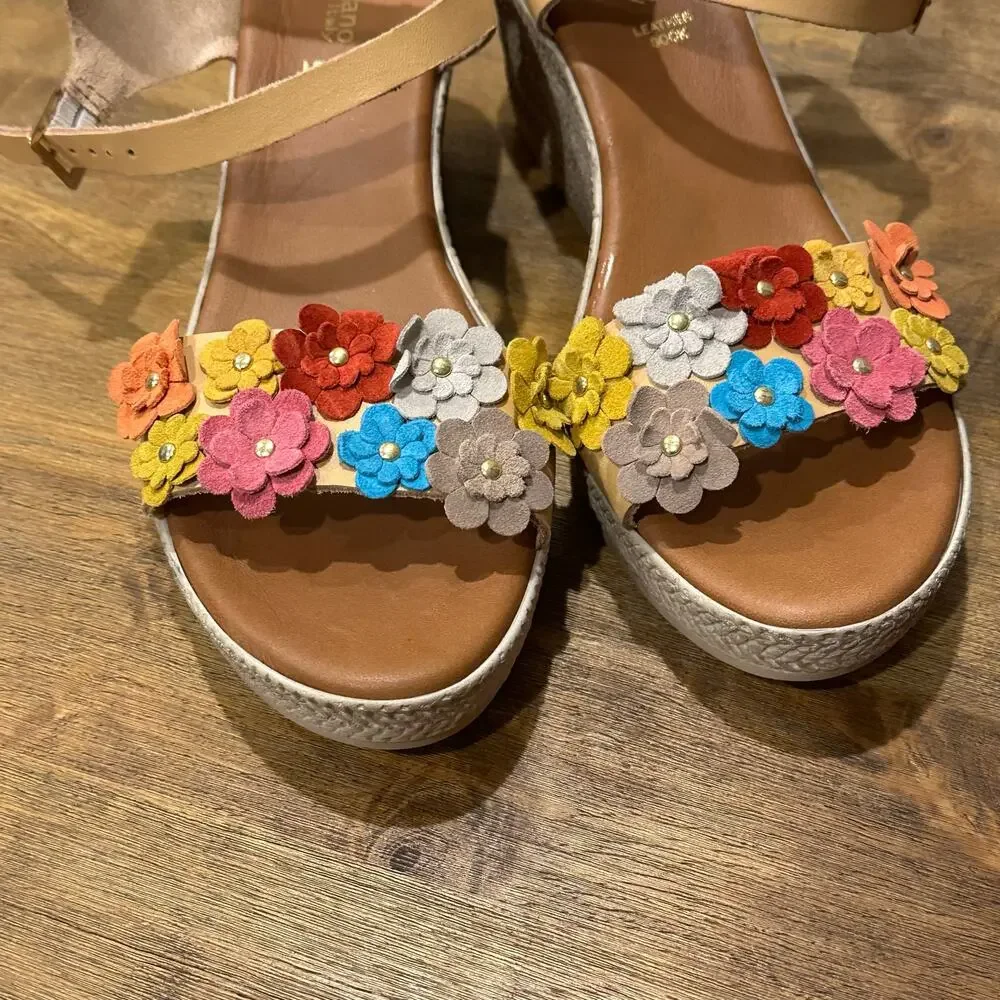 Sophia Milano Sandals 9.5 Ankle Straps Multicolor Leather Wedge Buckle Flowers - Picture 4 of 7